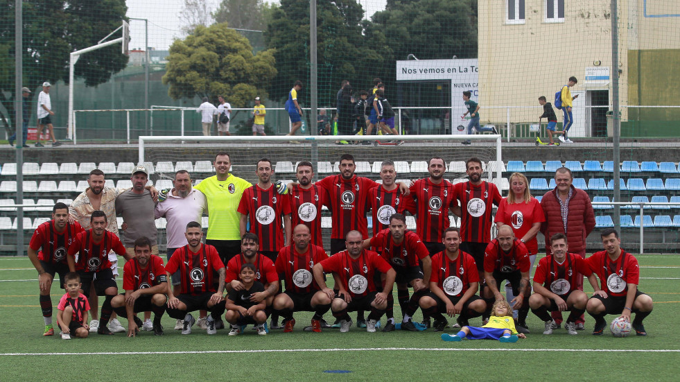 El Rossonero gana y pone la directa en la Segunda