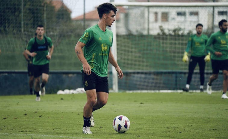 José Alberto, técnico del Racing de Santander, ve con buenos ojos la cesión de Yeray