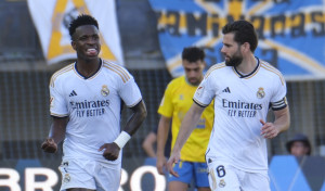 Vinícius y Tchouaméni firman otra remontada del Real Madrid (1-2)