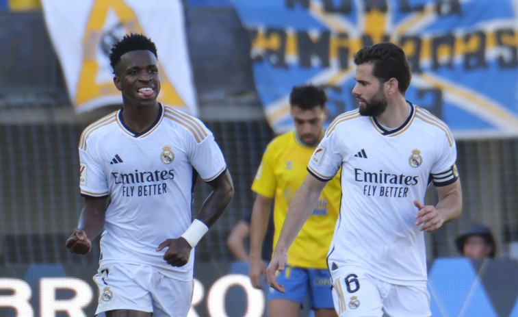 Vinícius y Tchouaméni firman otra remontada del Real Madrid (1-2)