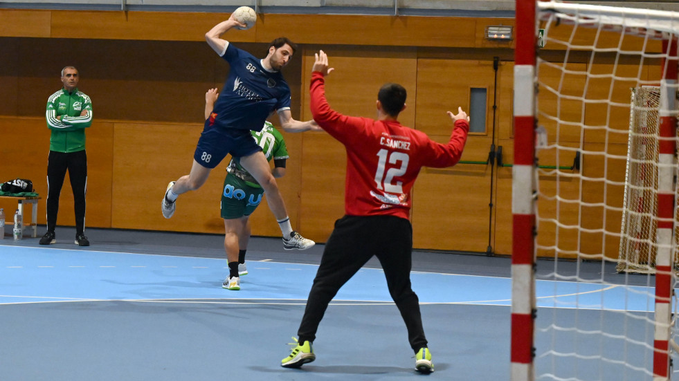 El OAR se da un festín ante el Ingenio (46-30)