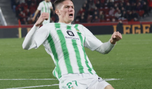 El Betis se engancha a Europa en Mallorca con un gol de Altimira (0-1)