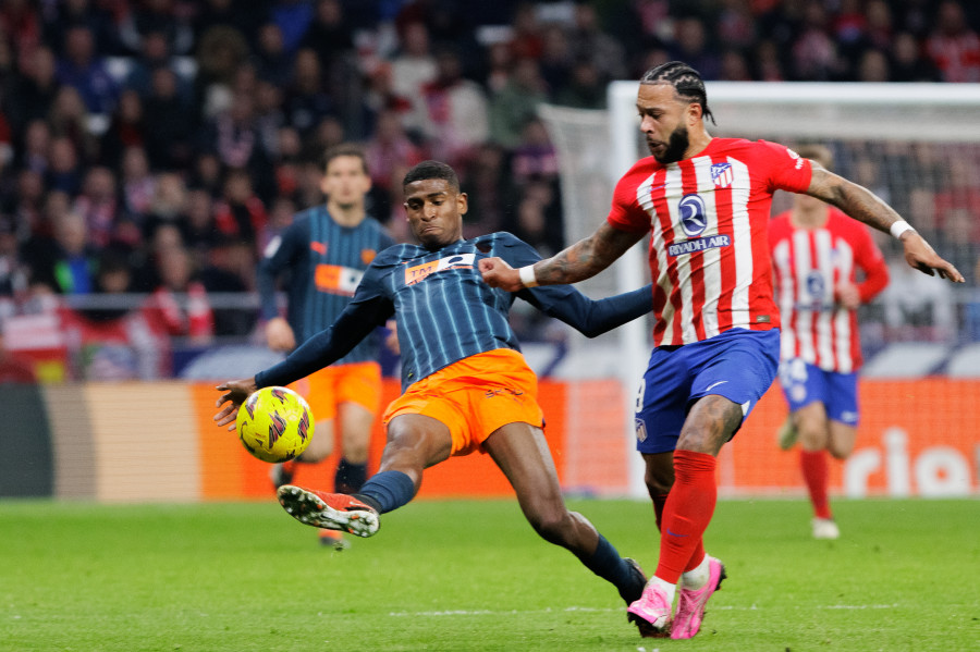 El Atlético desborda al Valencia (2-0)