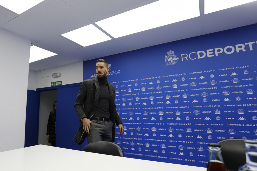 Los dorsales definitivos del Depor tras un mercado con ocho movimientos