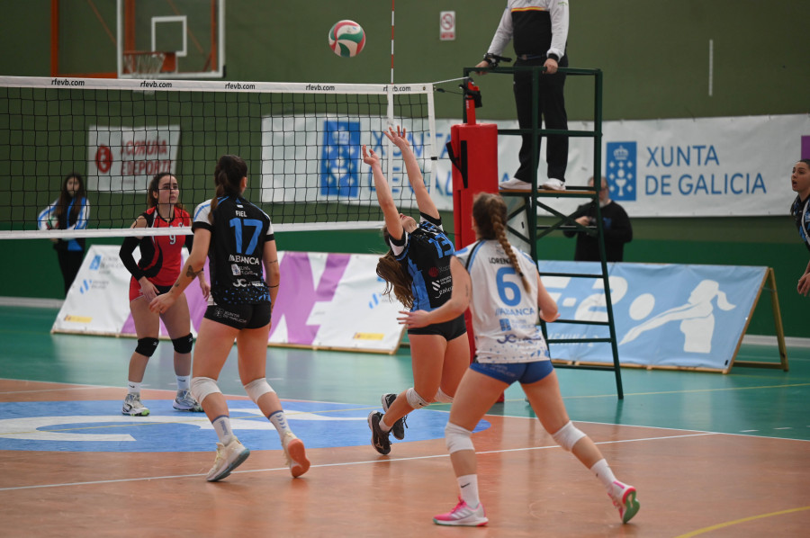 El Zalaeta visita a un Torrelavega necesitado de puntos
