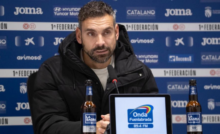 Carlos Martínez: 