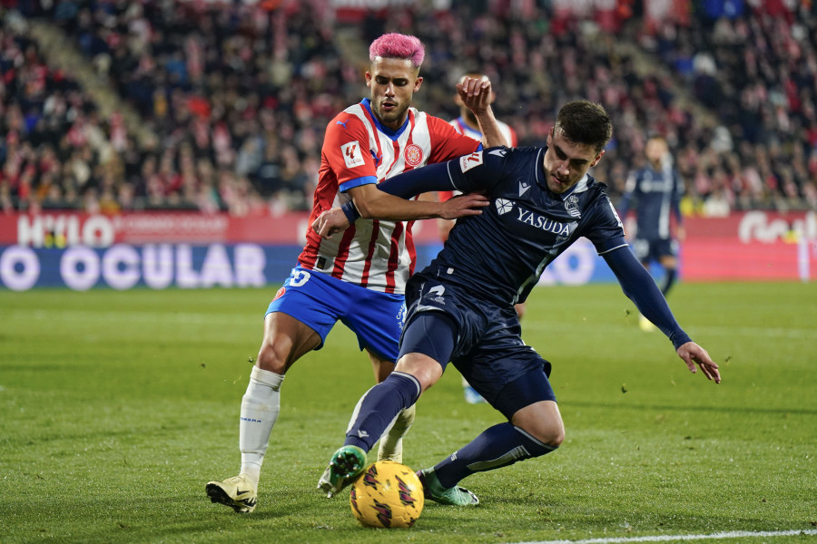 El Girona se indigna con Gil Manzano y empata ante la Real Sociedad