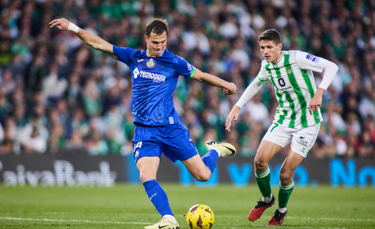 El Getafe saca un punto del Villamarín tuteando al Betis (1-1)