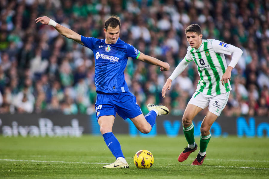 El Getafe saca un punto del Villamarín tuteando al Betis (1-1)