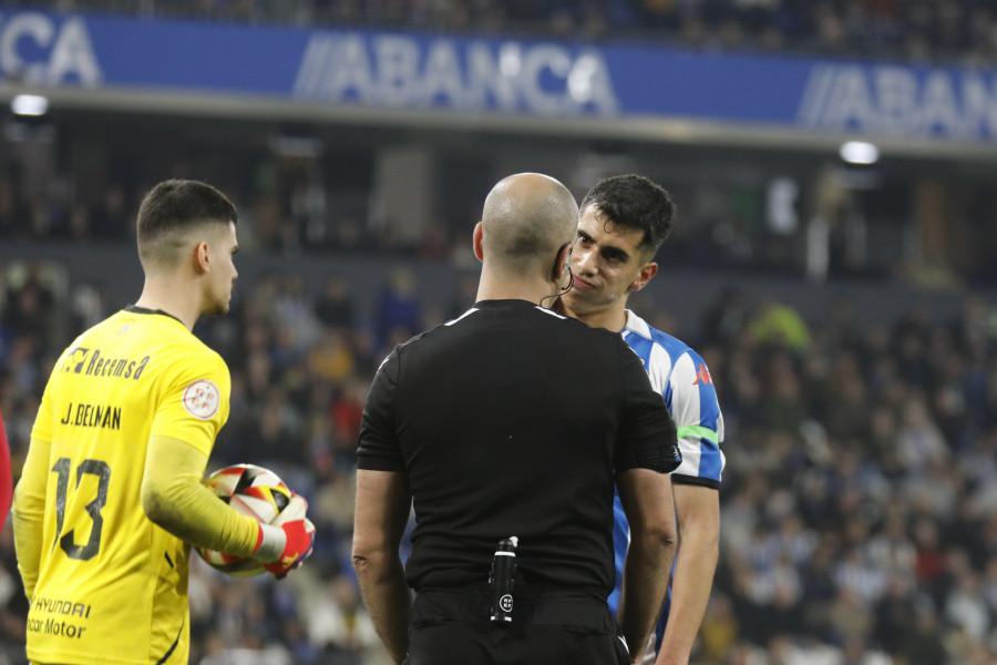 El Depor recurrirá la roja y presentará alegaciones al acta