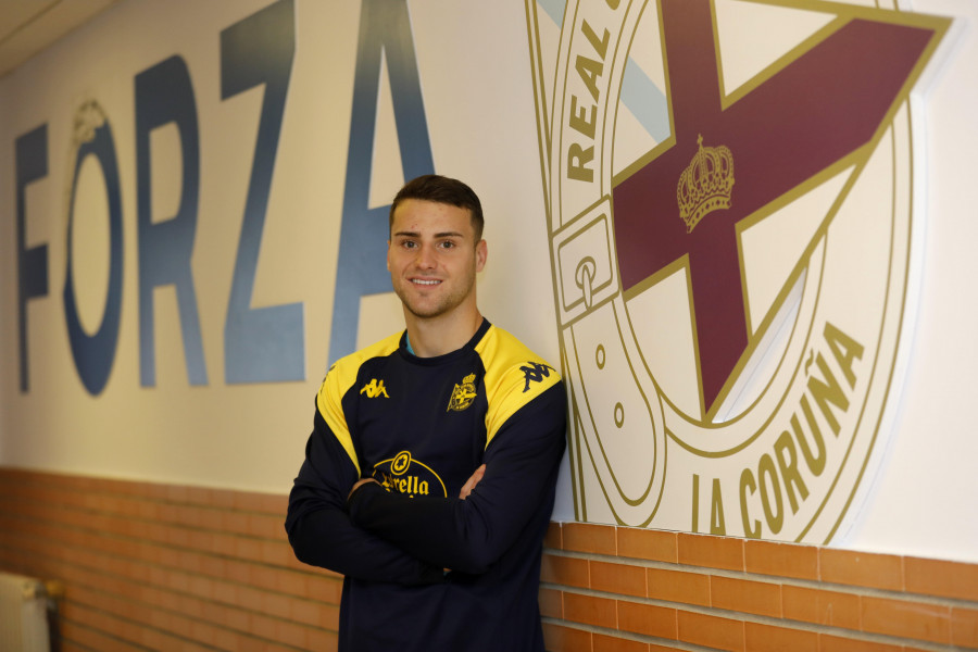 Raúl Alcaina: “Ya pienso en cómo celebraré un gol en Riazor”