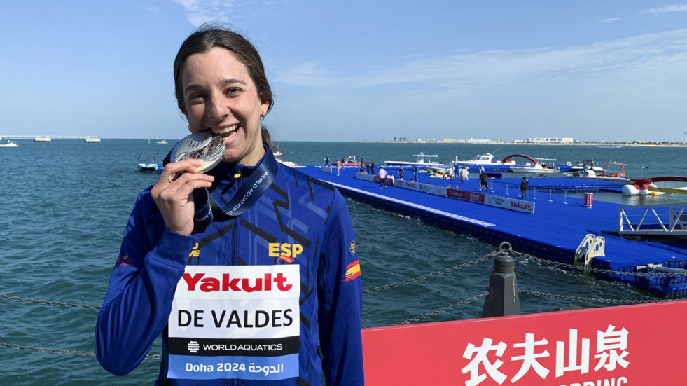 María de Valdés, del CN Liceo coruñés, hace historia con una plata universal