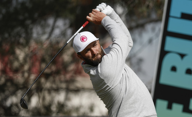 Dustin Johnson vence en el LIV Las Vegas con Jon Rahm a cuatro golpes