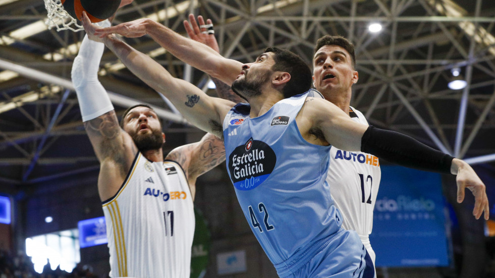 Tavares y Campazzo lideran la remontada del Real Madrid (73-80)