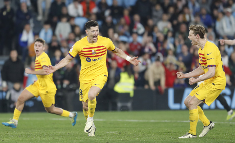 Lewandowski rescata al Barcelona en Balaídos (1-2)