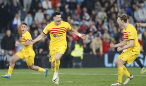 Lewandowski rescata al Barcelona en Balaídos (1-2)