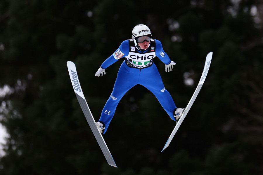 Zazjc y Prevc dan la victoria a Eslovenia en Oberstdorf