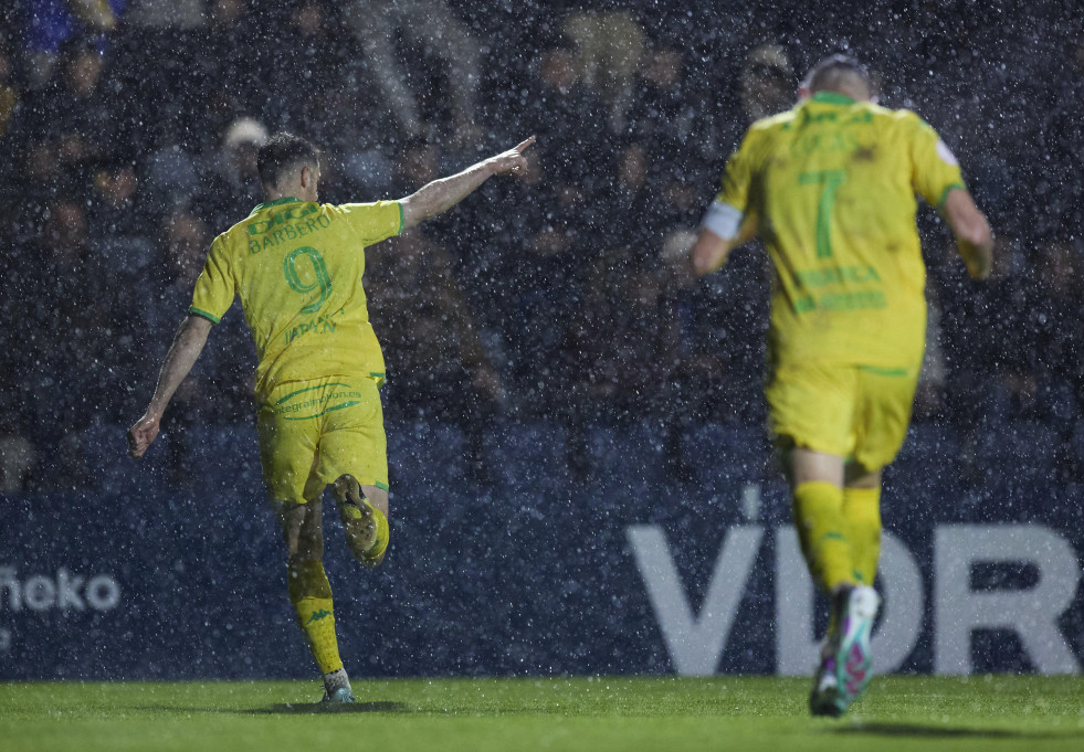 Sexta victoria consecutiva del Depor