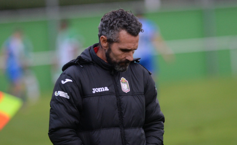 El Somozas anuncia la salida del entrenador Fran Beade