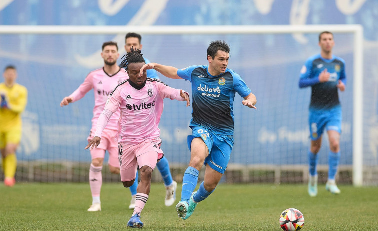 La ‘Ponfe’ pierde ante el Fuenlabrada (2-1) y el Depor puede ser líder este domingo