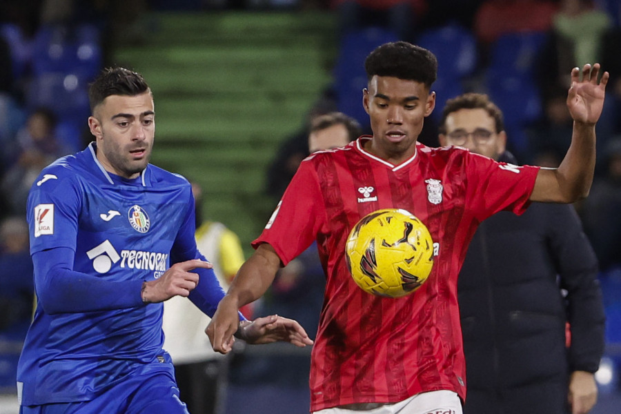 El Getafe y Las Palmas se anulan entre una lluvia de goles (3-3)
