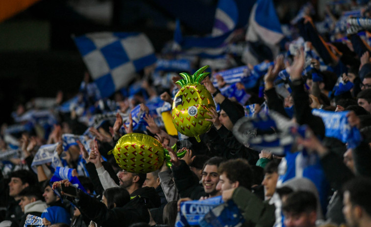 El Depor arrasa y es líder