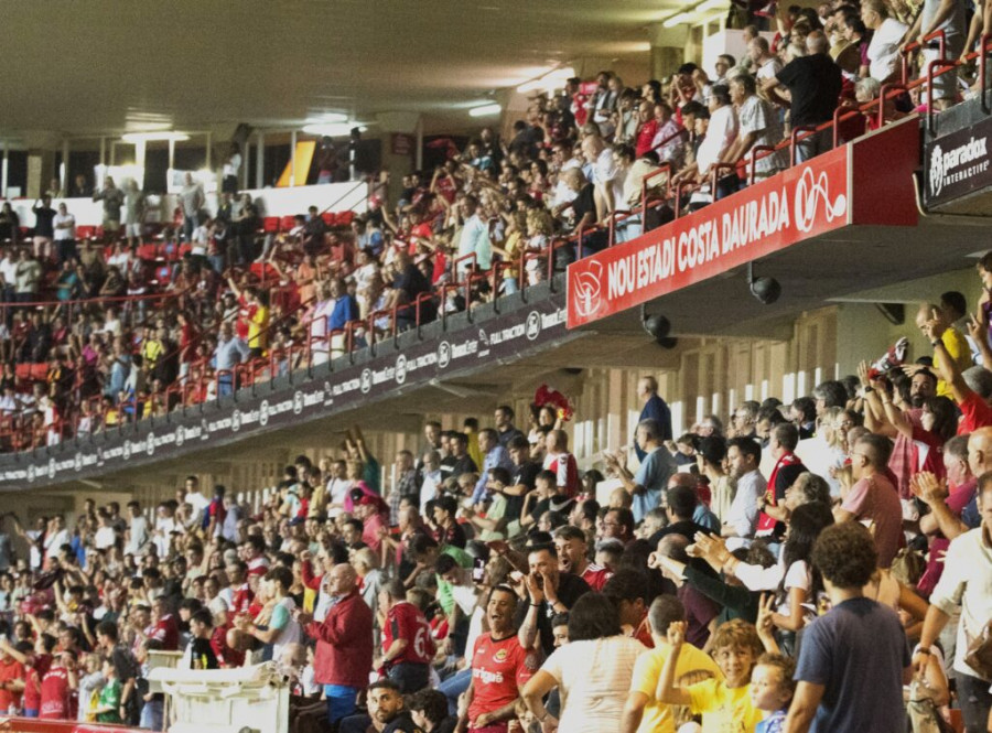 El Nàstic agota las entradas de Tribuna ante la visita del Depor