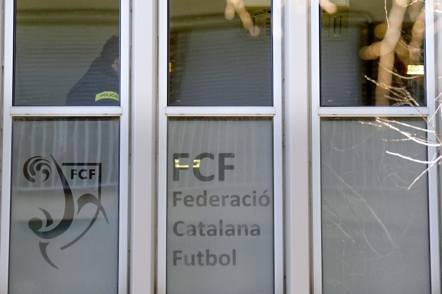 Los Mossos registran la sede de la Federación Catalana de Fútbol por presunto fraude