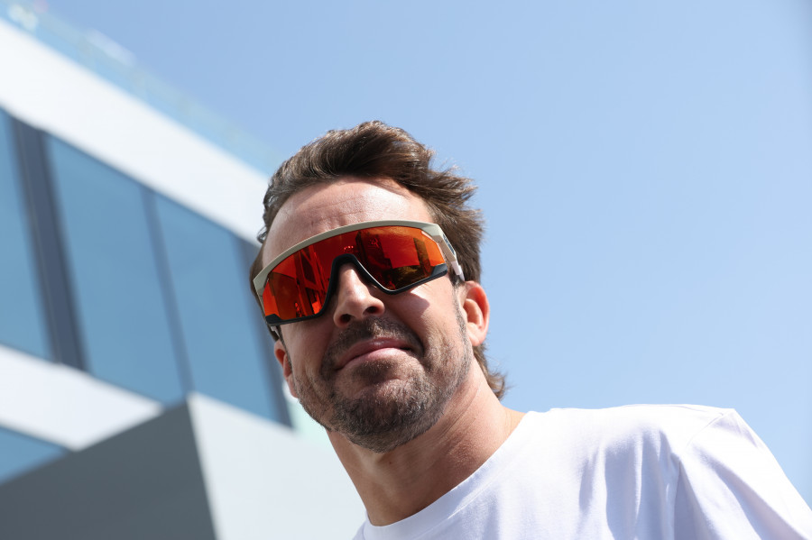 Fernando Alonso domina los libres de Yeda por delante de Russell y de Verstappen