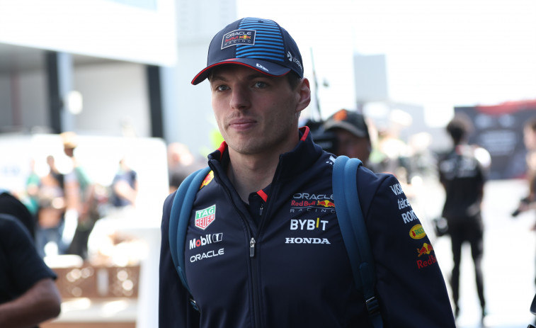 Verstappen dominó el último libre en Yeda, sin Sainz; 'Checo' fue tercero y Alonso, sexto