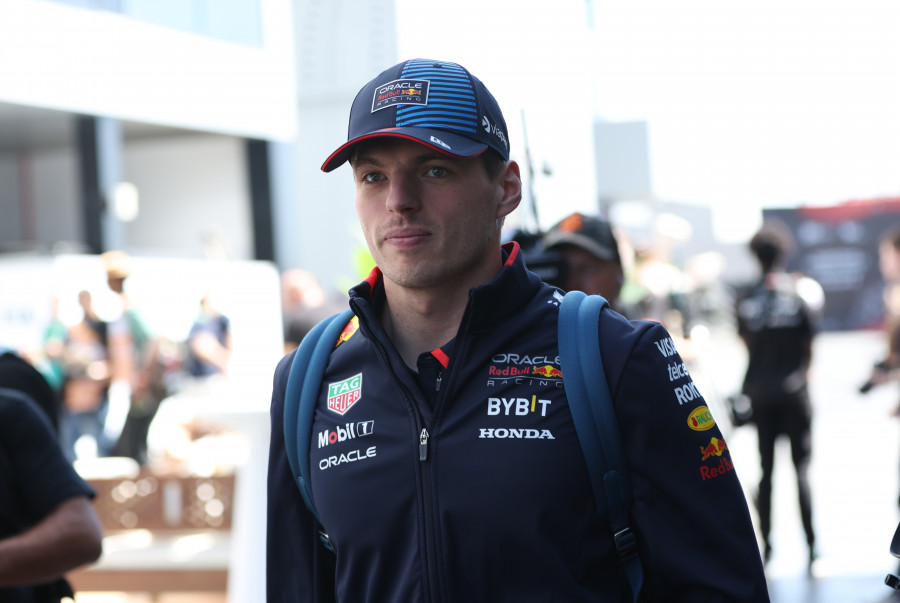 Verstappen dominó el último libre en Yeda, sin Sainz; 'Checo' fue tercero y Alonso, sexto