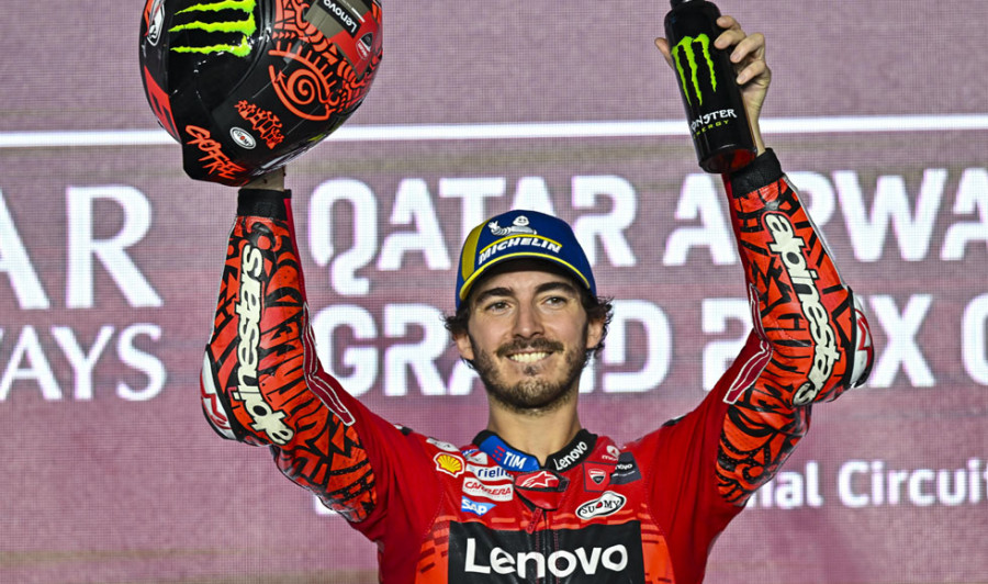 Bagnaia comienza el año ganando, Marc Márquez y Pedro Acosta convencen