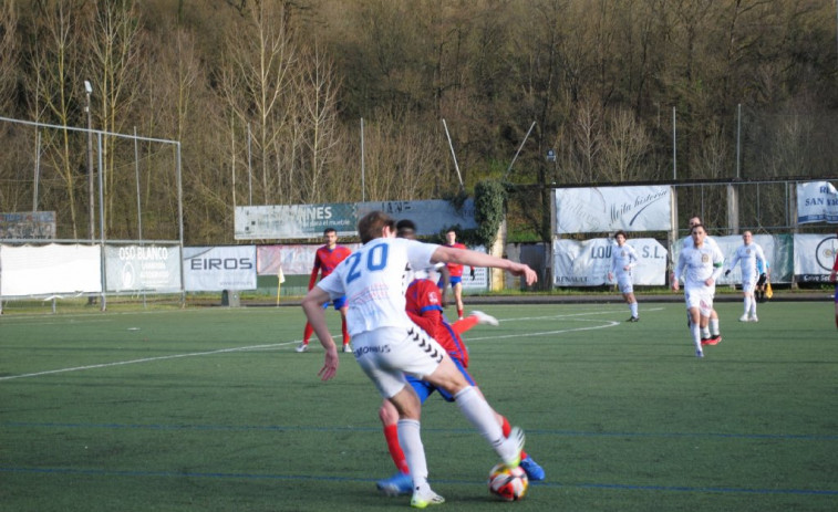 Gol en el 90 y zona de descenso para el Betanzos por primera vez este curso