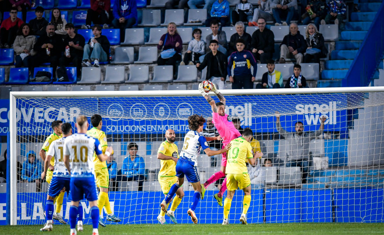 Metamorfosis total del cuadro coruñés frente al Sabadell