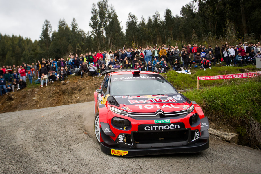 Vive desde dentro de un coche el Rally de A Coruña