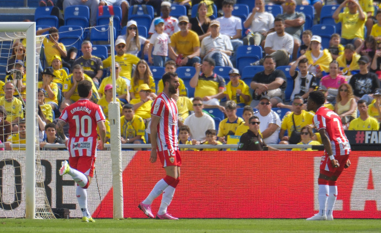 El Almería y Pepe Mel se estrenan con su primera victoria (0-1)