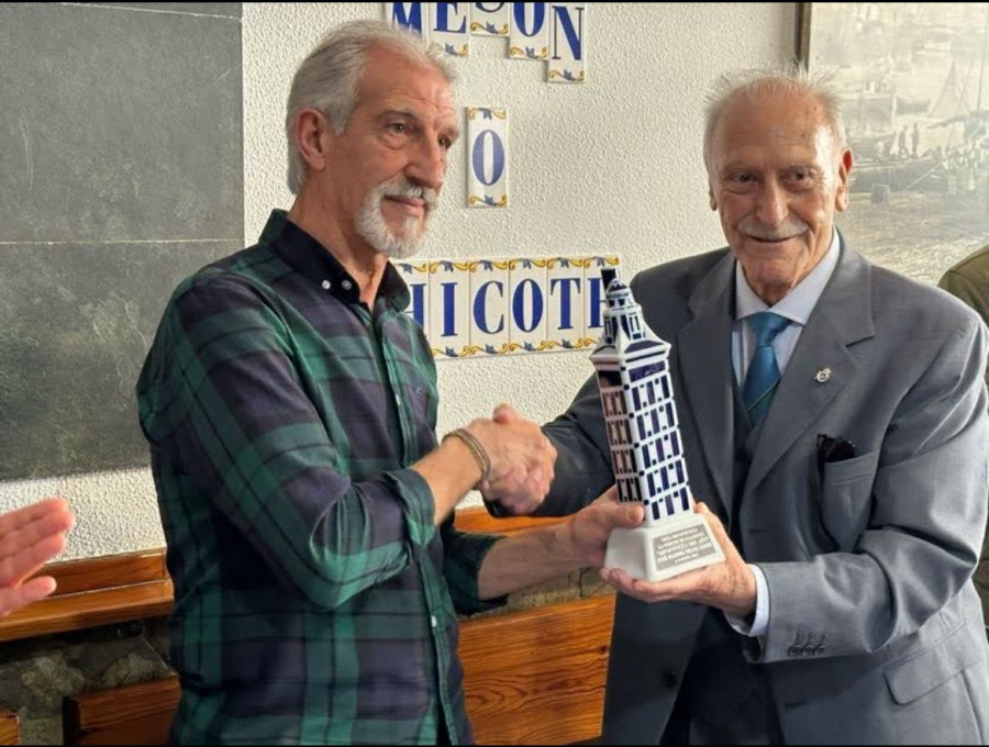 La peña ‘Fuente de Cuatro Caminos’ rindió un homenaje a Traba