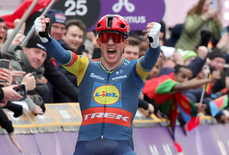 Pedersen bate a Van der Poel en la Gante-Wevelgem