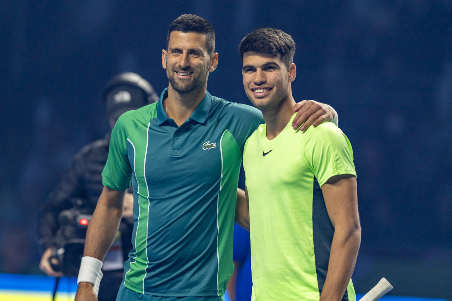Alcaraz, con Djokovic en semifinales; Sinner, solo en la final