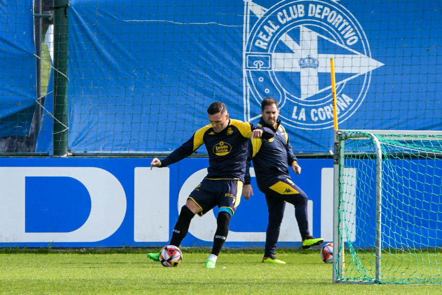 Lucas Pérez continúa al margen y pierde opciones ante Unionistas
