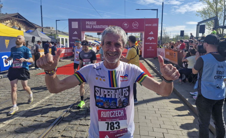 Martín Fiz gana en Praga su cuarta carrera del reto de los 'SuperHalfs'