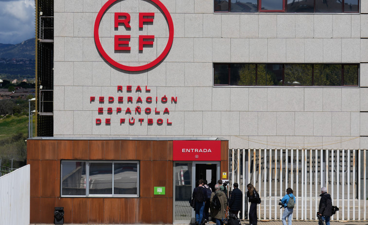 La jueza cita a Rubiales el 29 de abril por los contratos irregulares de la RFEF