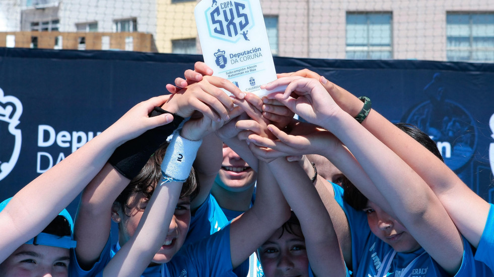 II edición da Copa 5x5 Deputación da Coruña de Balonmán na Rúa