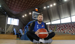 Jakovics: “No somos un equipo que sólo mete triples, sino que podemos hacer más cosas”