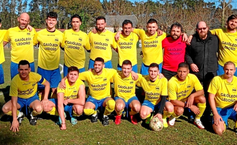 El CS Ledoñes se lleva un partido de poder a poder (2-1)