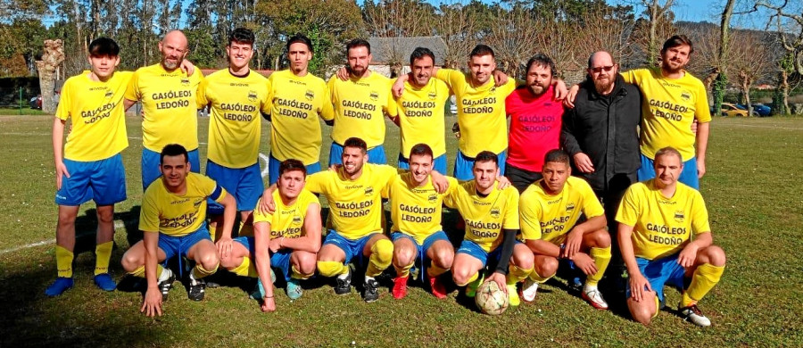 El CS Ledoñes se lleva un partido de poder a poder (2-1)