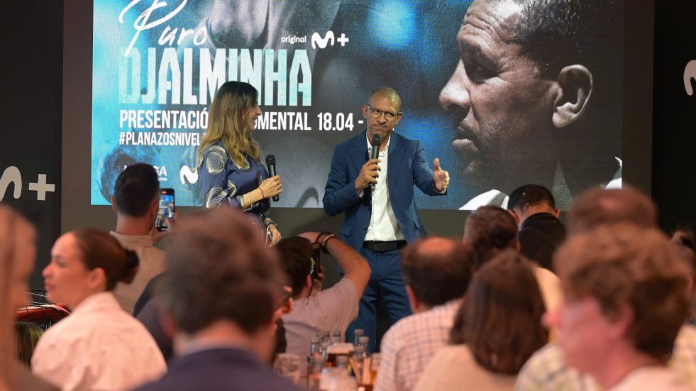 Homenaje a Djalminha en el Mega Museo de Estrella Galicia