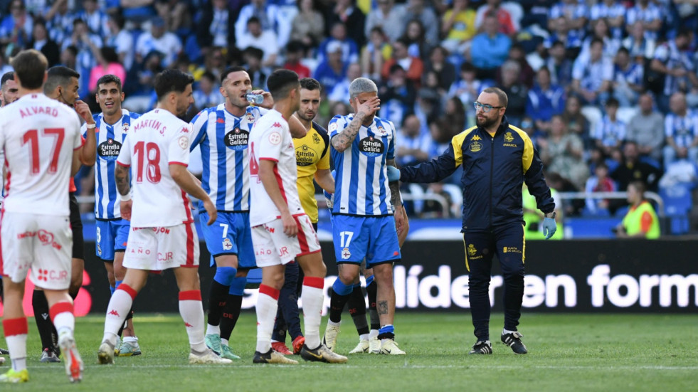 Hugo Rama sufre una lesión en el sóleo y será baja para el partido frente al Arenteiro