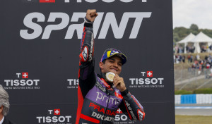 Jorge Martín aumenta su ventaja en la provisional del mundial, Marc Márquez se cae líder