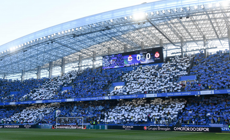 El Depor activa un servicio de consigna de carritos de bebés y cascos para los últimos partidos en Riazor